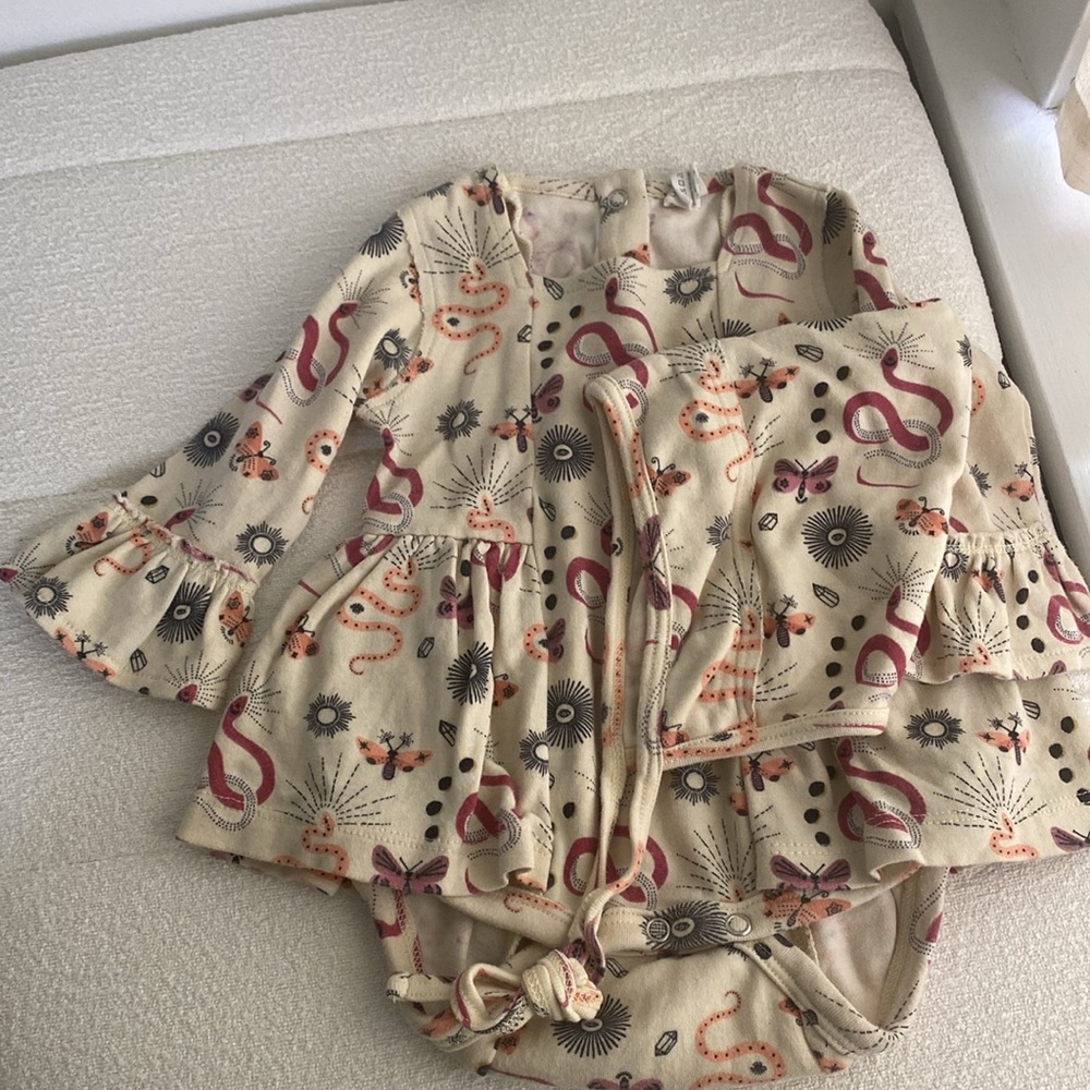 Kate Quinn cream ballerina with matching bonnet